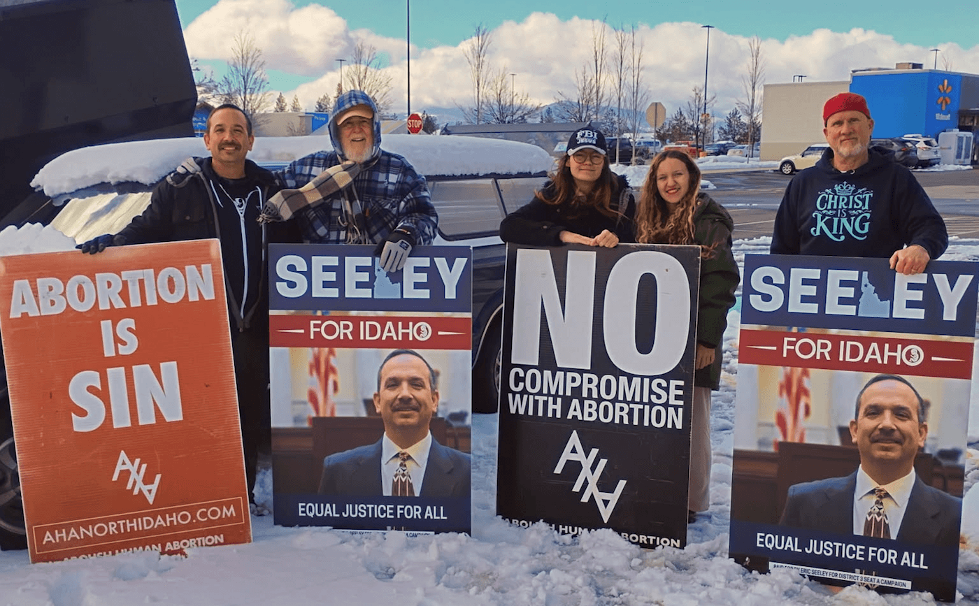Eric Seeley with family